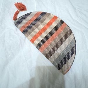 Universal thread striped clutch summer clutch